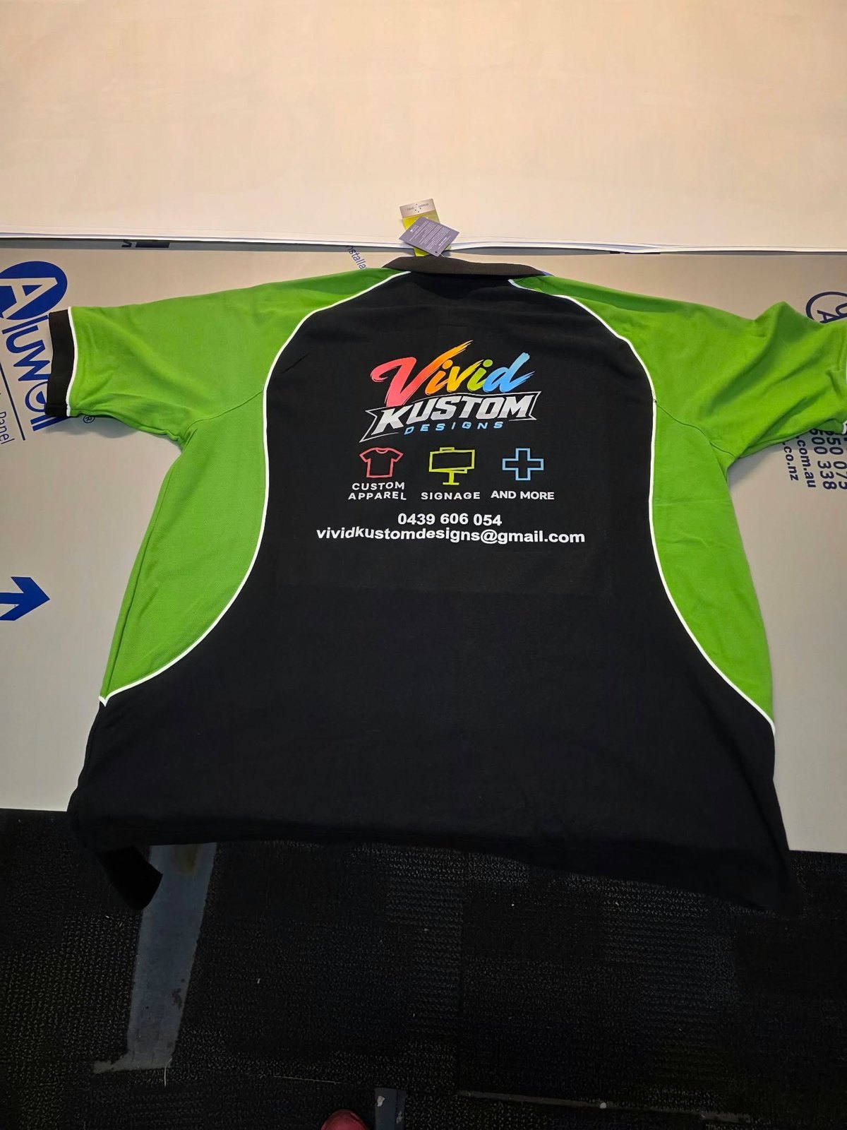 Vivid Kustom Designs team apparel